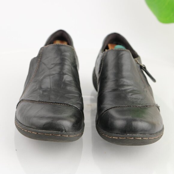 Clarks Womens Un Loop Loafer Shoe Size 9 Black Leather Flat Zip Climate Cooled - Picture 2 of 11